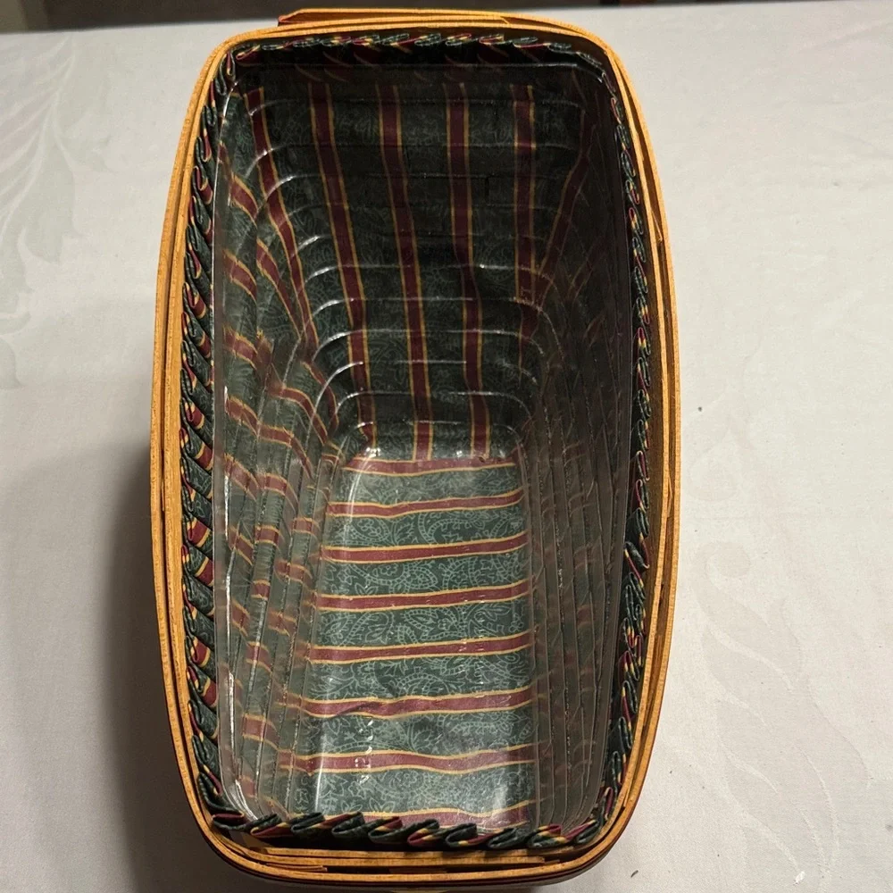 Longaberger Handwoven Holiday sleigh basket. 1997